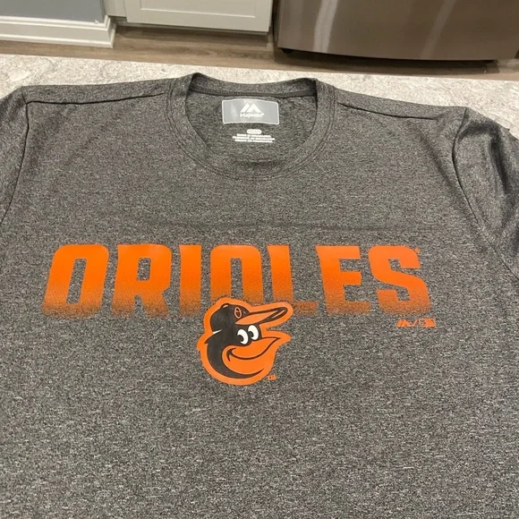 Baltimore Orioles MLB Majestic Charcoal T-Shirt-Large - Picture 2 of 6